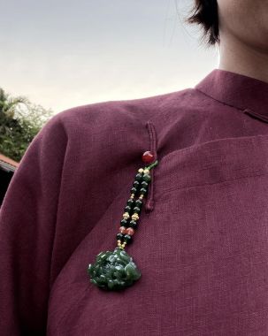 Trang sức ngọc chế tác theo yêu cầu của khách 