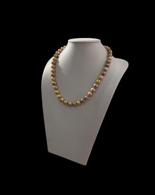 TUYỆT VỜI SẮC ĐỎ HỒNG LỰU CỦA NGỌC TRAI 